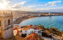Spania va da drumul sectorului turistic în iulie