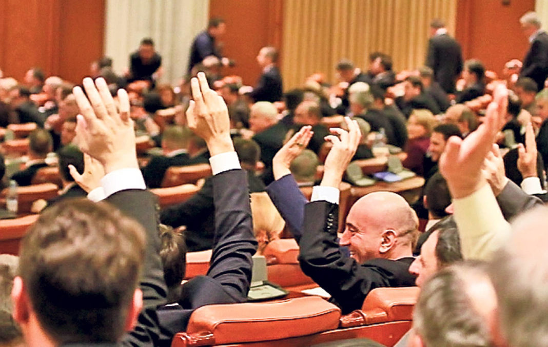 Moţiunea de cenzură împotriva Guvernului Ciolacu 2 la votul Parlamentului