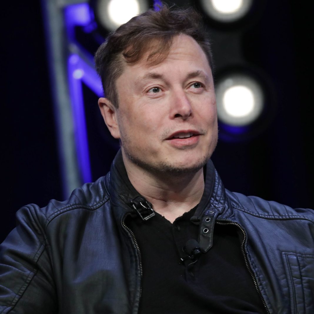 Elon Musk cere spargerea Amazon: „Monopolurile sunt greșite”