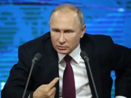 Vladimir Putin a semnat un document ce permite Rusiei să răspundă cu bombe nucleare la atacuri cu arme convenționale