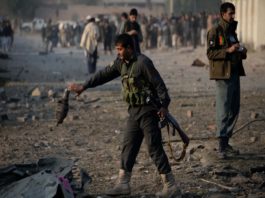 Afganistan: Zeci de morţi şi răniţi într-un atac asupra unei pieţe