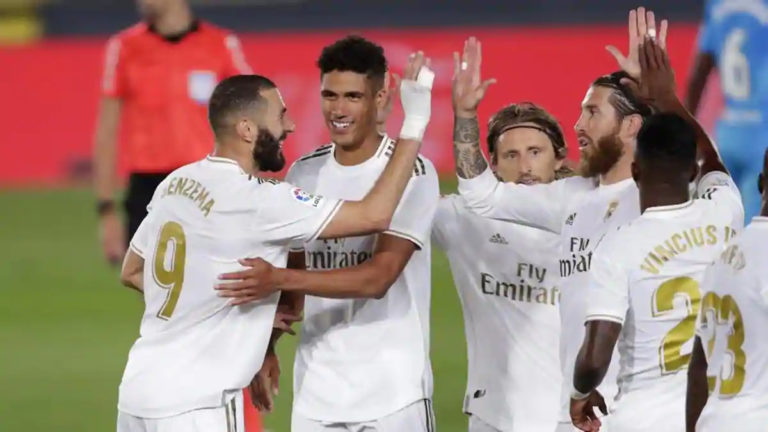 VIDEO | Real Madrid a trecut la pas de Valencia. Vezi „bijuteria“ reușită de Benzema!