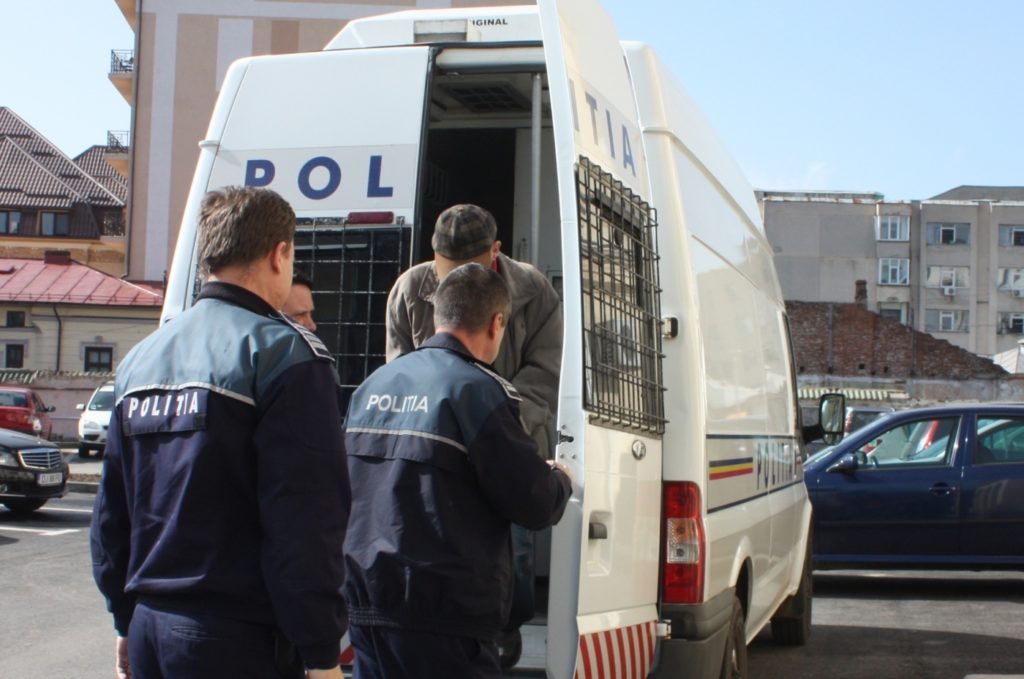 Doljean recidivist, încarcerat pentru ultraj