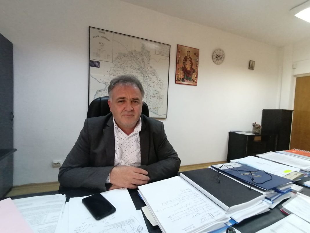 Înscrierile pentru examenul de titularizare au fost suspendate