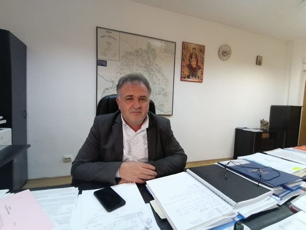 Alexandru Gîdăr inspector şcolar general adjunct în cadrul ISJ Dolj