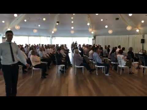 Ședință fără restricții organizată de PNL. Peste 100 de oameni s-au întrunit în cortul unui restaurant