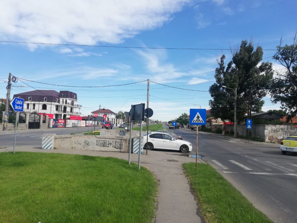 Pe strada Râului vor fi aplicate marcaje termoplastice la toate trecerile de pietoni