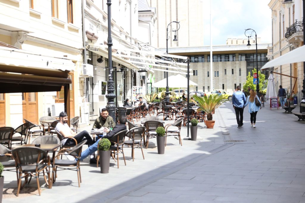 Restaurantele închise, teraseșele deschise