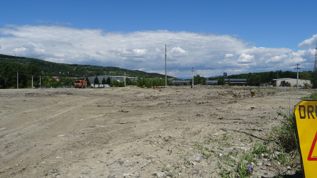 Au început lucrările la viitorul sediu al Vămii din Râmnicu Vâlcea, astfel încât de anul viitor, traficul greu va fi scos din oraş