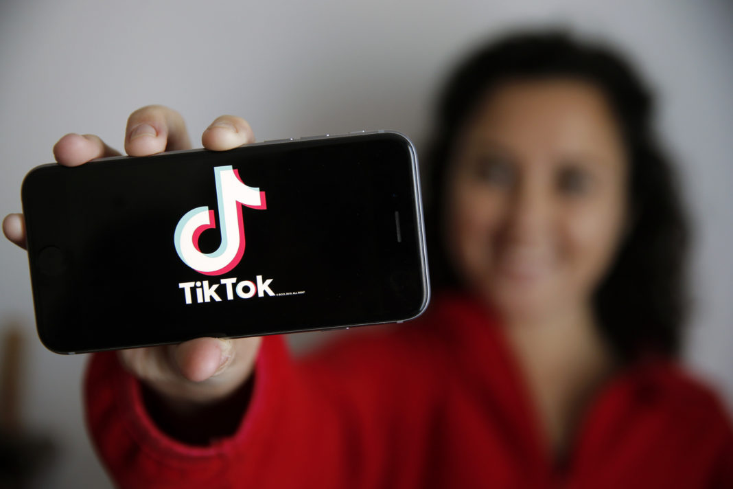 Român tâlhărit de o femeie de care se îndrăgostise pe TikTok