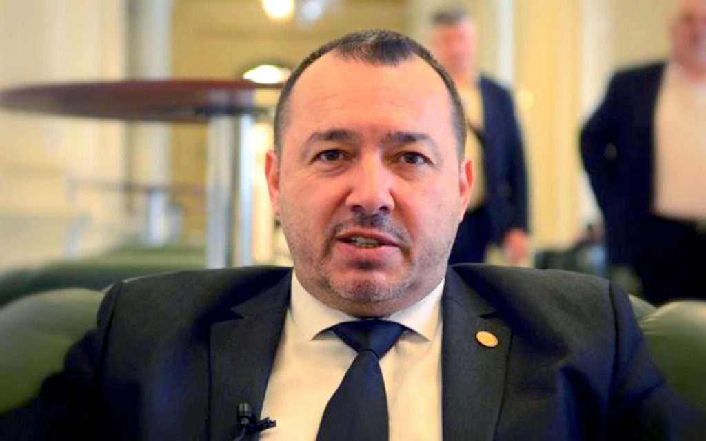Cătălin Rădulescu, urmărit penal de DNA