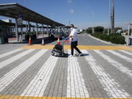 Ciprul a introdus amenzi usturătoare pentru turiştii străini care nu respectă regulile anticoronavirus la sosire