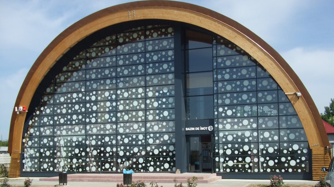 La solicitarea Primăriei municipiului, Compania Naţională de Investiţii va construi un bazin de înot şcolar, acoperit, în Ostroveni