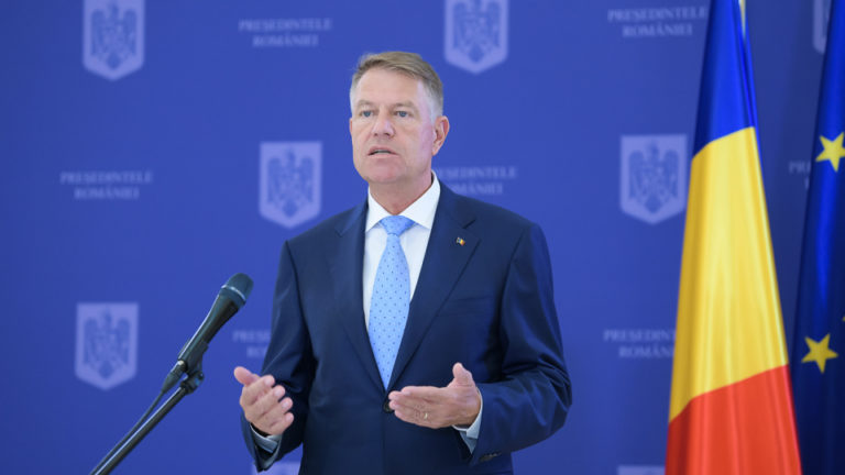 Klaus Iohannis- Măsurile sunt simple: masca și distanța