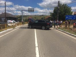 Un accident rutier s-a petrecut în urmă cu puțin timp în localitatea Radovan, după ce o șoferiță nu a a acordat prioritate unui autoturism