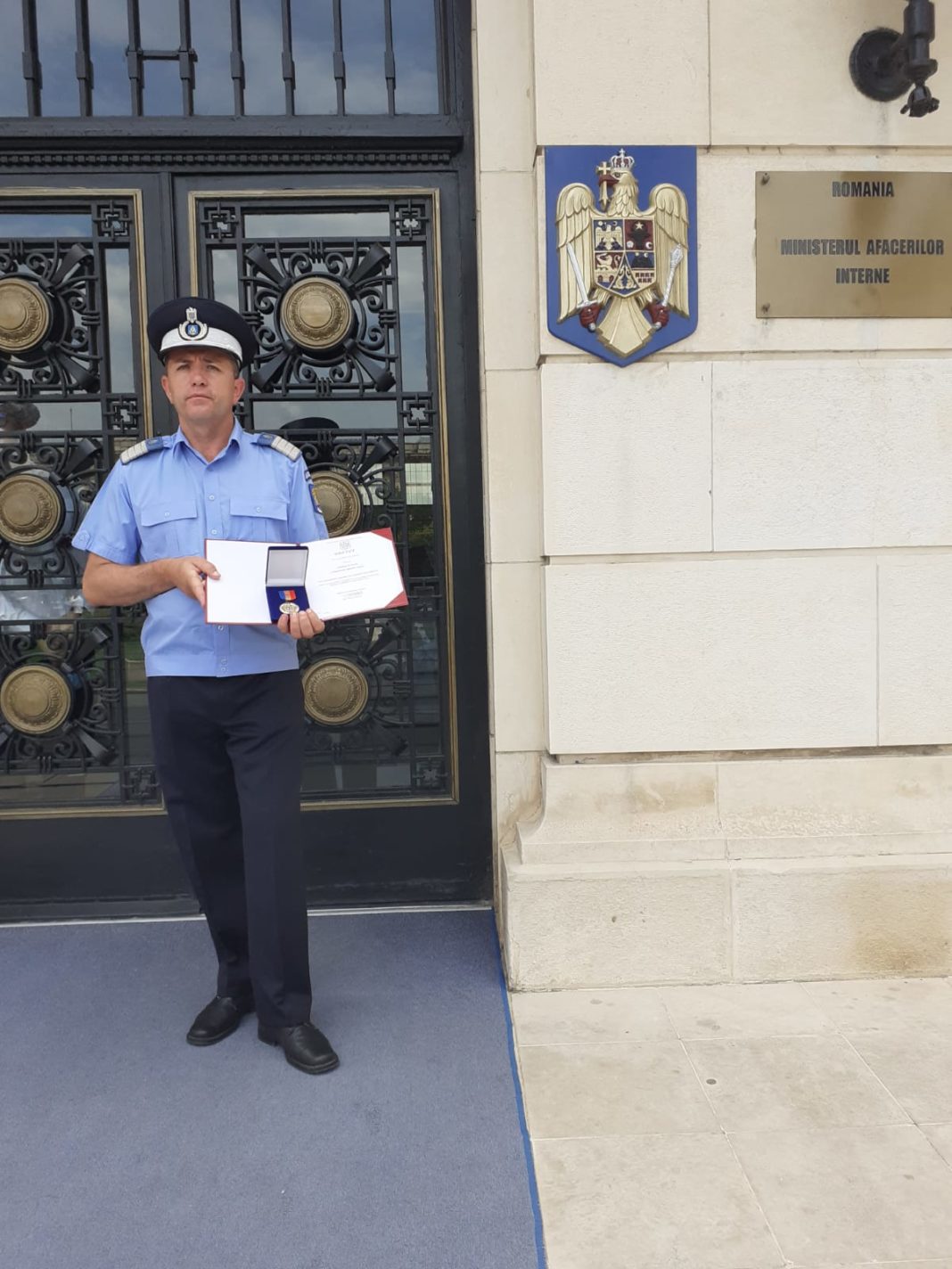 Plutonier adjutant şef Chelcea Constantin din cadrul Postului de Jandarmi Montan Voineasa