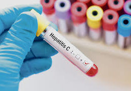 Numărul cazurilor noi de hepatită C depistate, în scădere în ultimele luni
