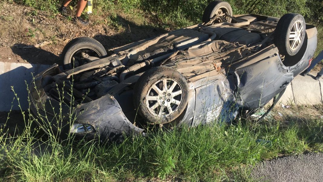 Un bărba din Craiova, care conducea un autoturism pe DN 56, în zona pădurii Radovan, ar fi încercat sa evite un porc mistreț