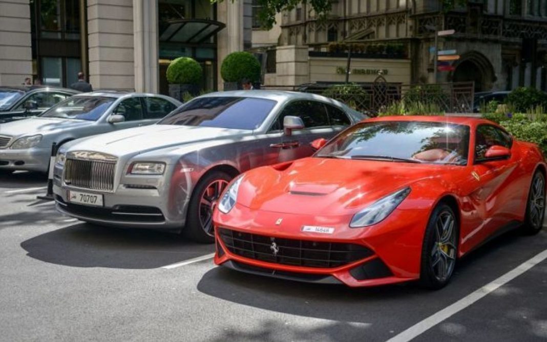 În pandemie, românii au cumpărat mașini de lux