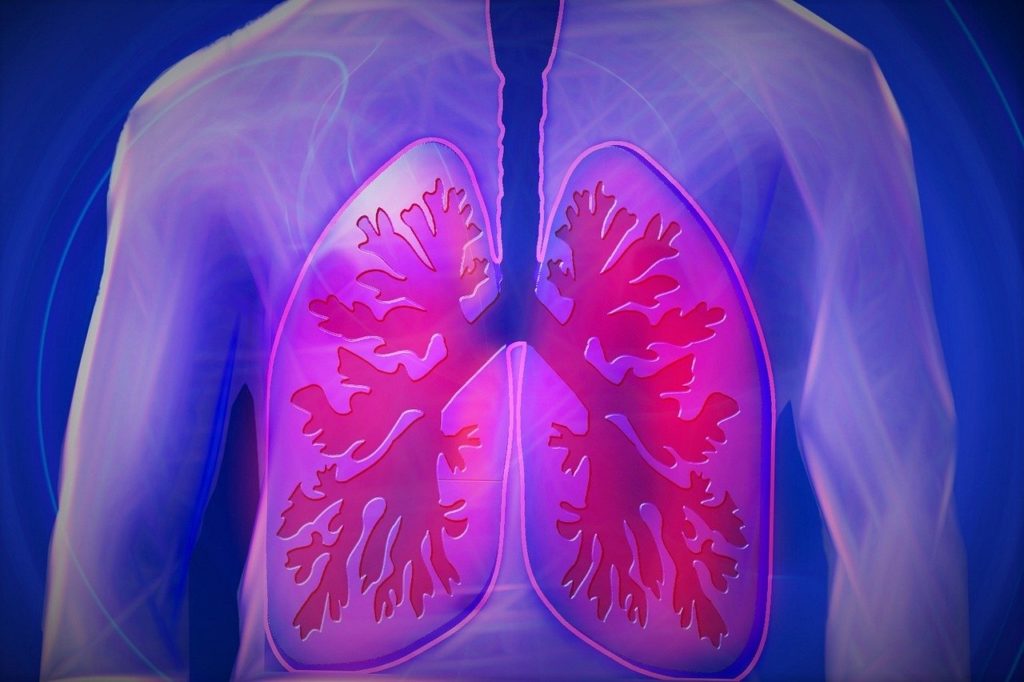 Tusea persistentă: Covid sau cancer?