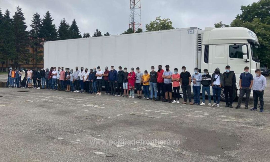 44 migranţi depistaţi de poliţiştii de frontieră din cadrul I.T.P.F. Timişoara