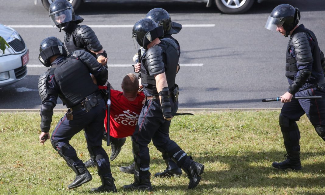 Protestetele au continuat în Belarus pentru a patra noapte consecutiv