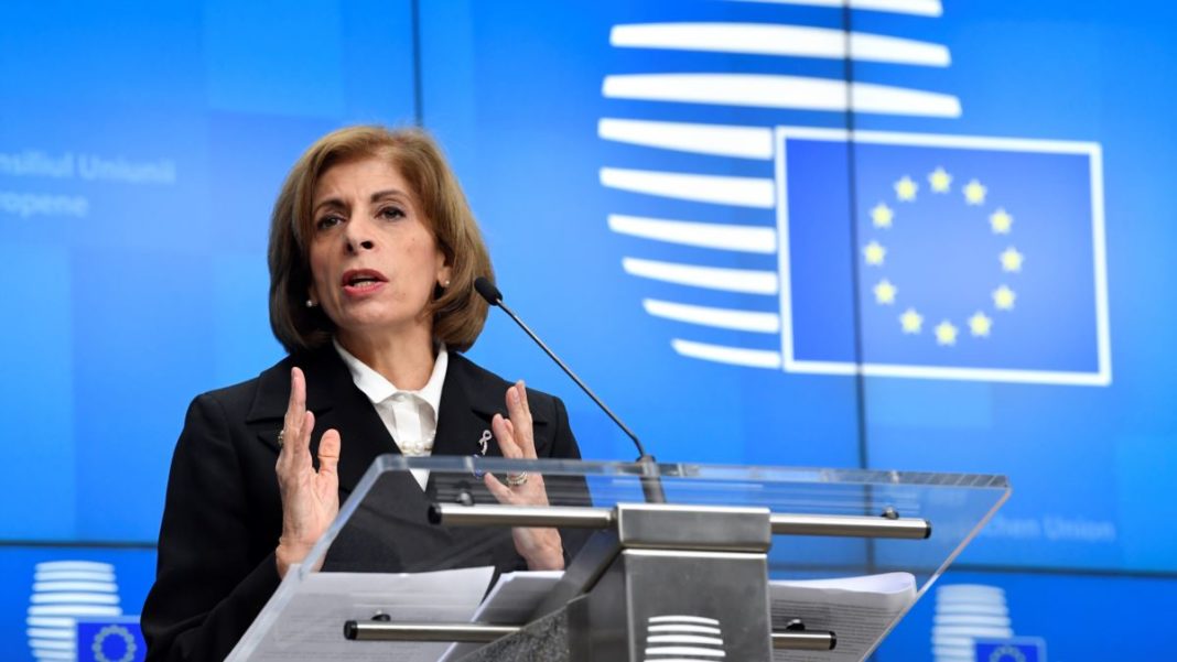 Comisarul european al sănătății: Redeschiderea şcolilor nu va duce la creșterea cazurilor de Covid-19