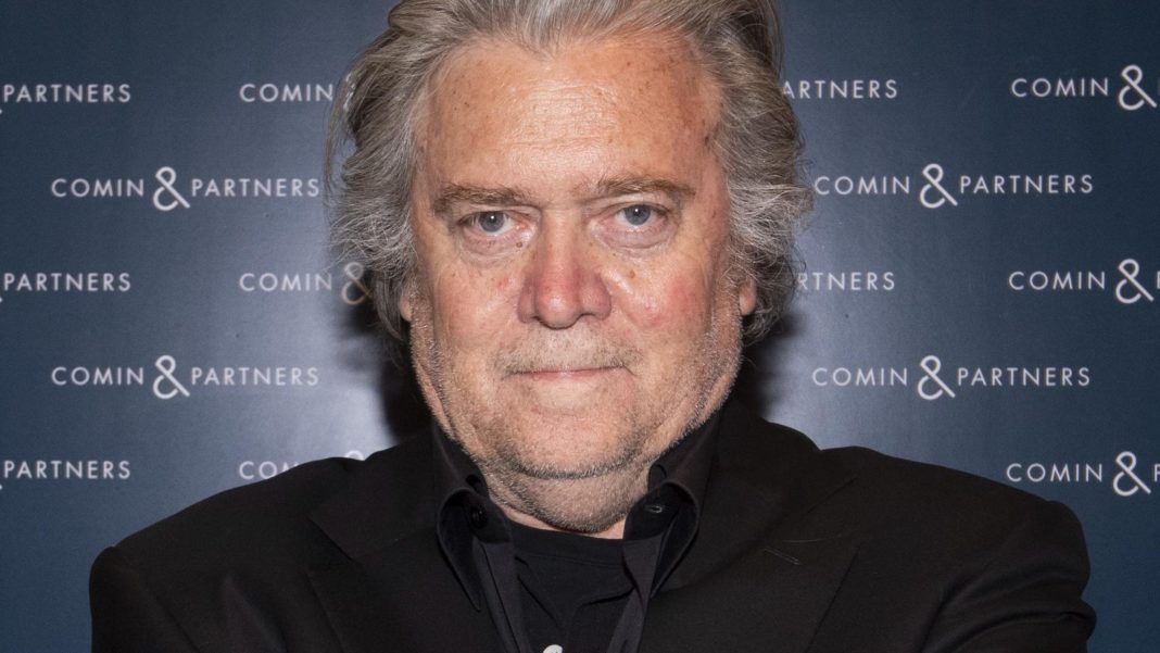 Steve Bannon, fostul consilier al lui Trump, reținut pentru deturnare de fonduri