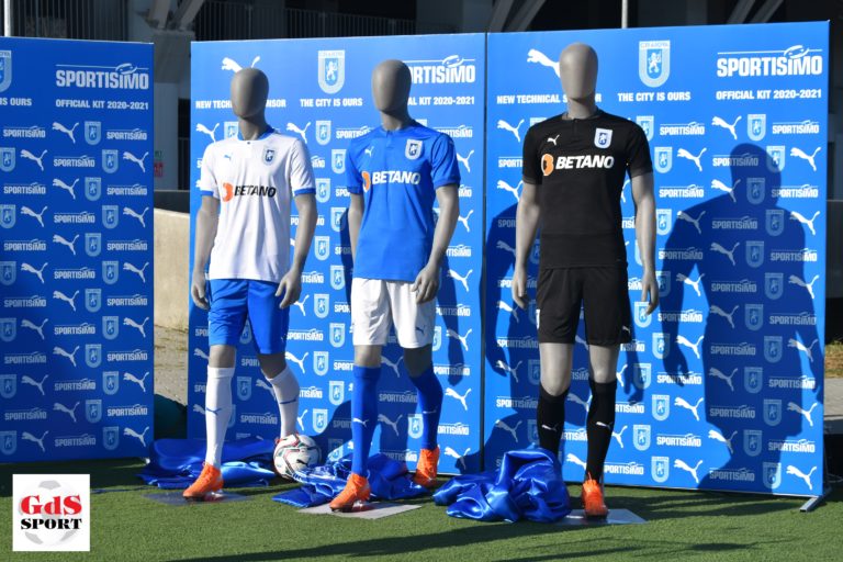 Liga 1 / Universitatea Craiova atacă sezonul cu noile echipamente Puma