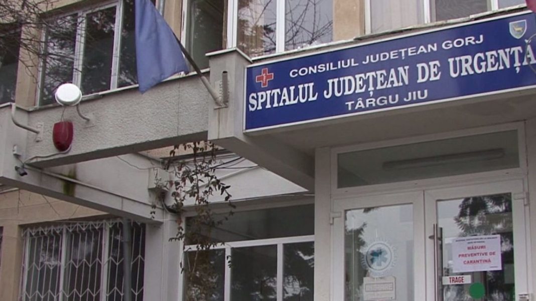 Trei angajați ai Spitalului Județean de Urgență din Târgu Jiu au fost depistați ieri cu COVID 19