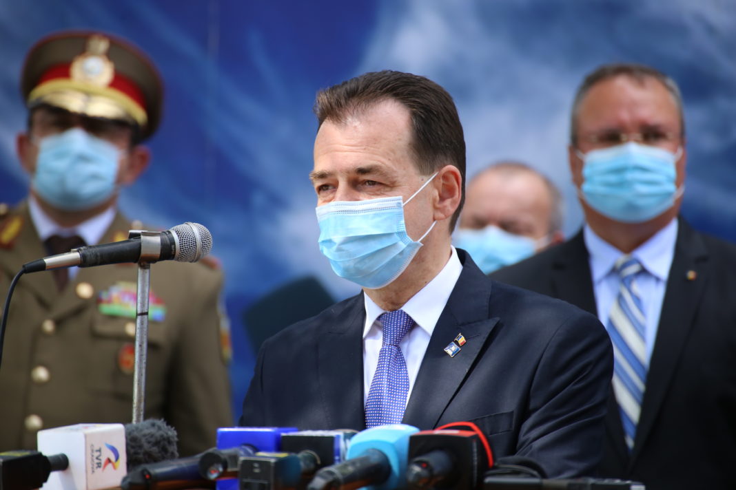 De ce nu cresc salariile profesorilor. Cum a explicat premierul Ludovic Orban amânarea creşterii salariilor pentru profesori.