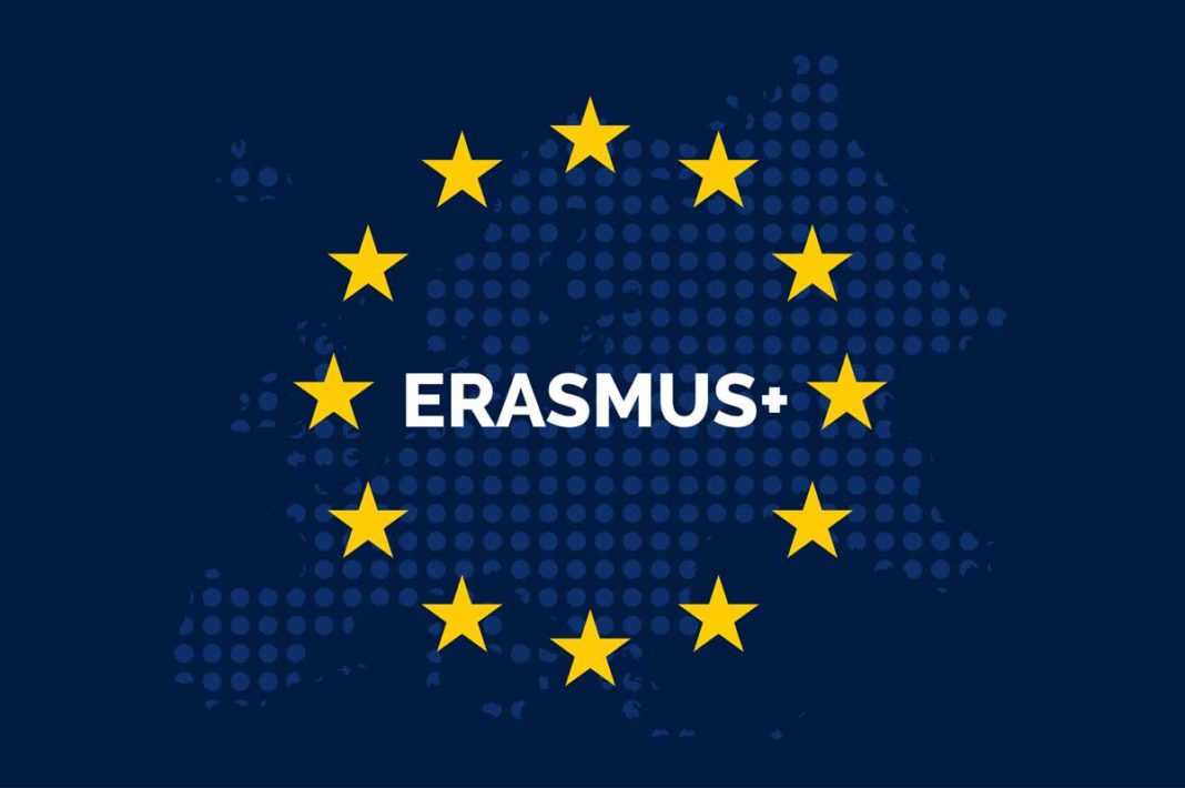 Programul Erasmus+ 2020 primește încă 200 milioane de euro de la UE pentru digitalizarea educației