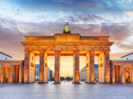 Germania: Cea mai mare creştere zilnică de cazuri noi de Covid-19 din ultimele trei luni