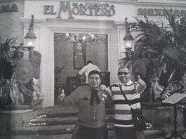 Luigi Popescu (dreapta) pe vremea când făcea afaceri necurate și-n Mexic