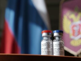Medicii din Rusia nu au curaj să-și facă vaccinul anti-Covid lansat de Putin