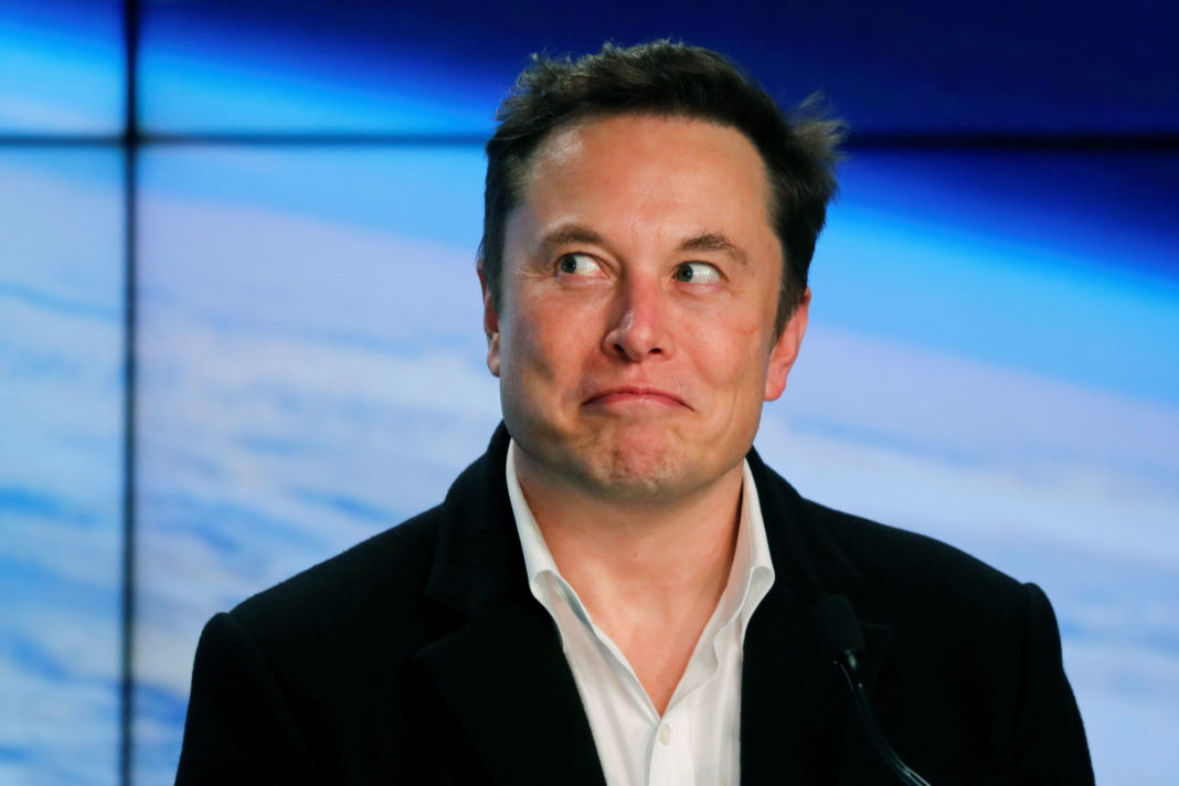 Elon Musk a pierdut marţi 16,3 miliarde de dolari după prăbuşirea acţiunilor Tesla
