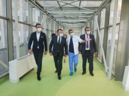 Ministrul Tătaru la plimbare prin Spitalul Clinic Județean de Urgență Craiova