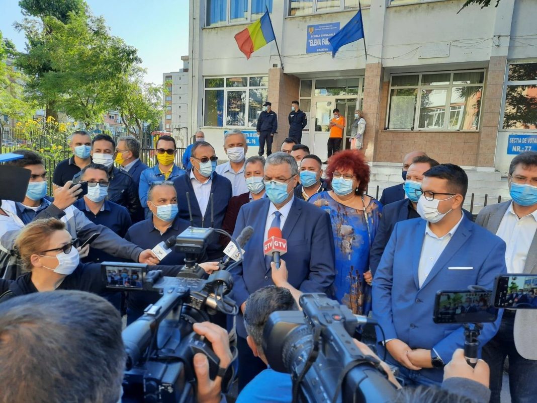 Nicolae Giugea, candidatul PNL la Primăria Craiova, a votat pentru ”un viitor mai bun” ( sursa foto facebook)