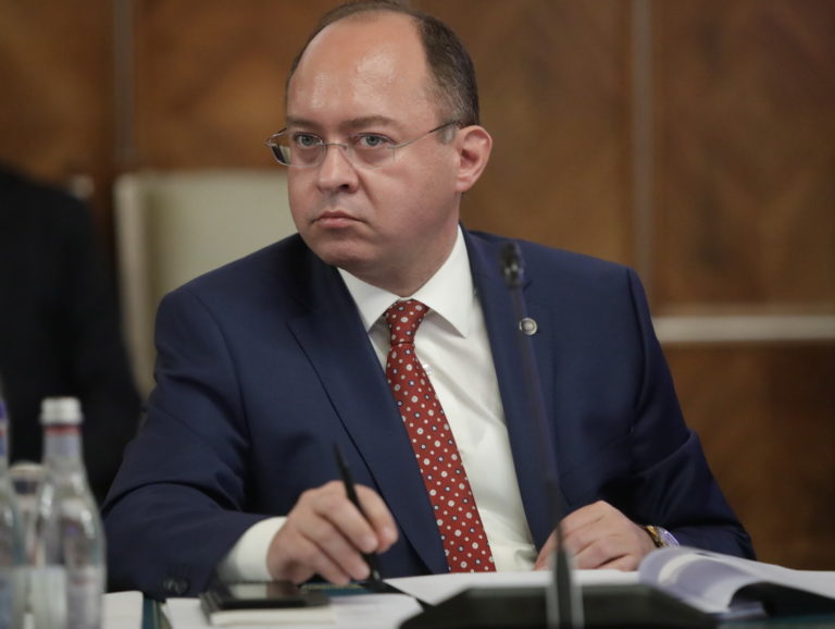 Bogdan Aurescu, eliberat din funcţia de consilier al președintelui Klaus Iohannis