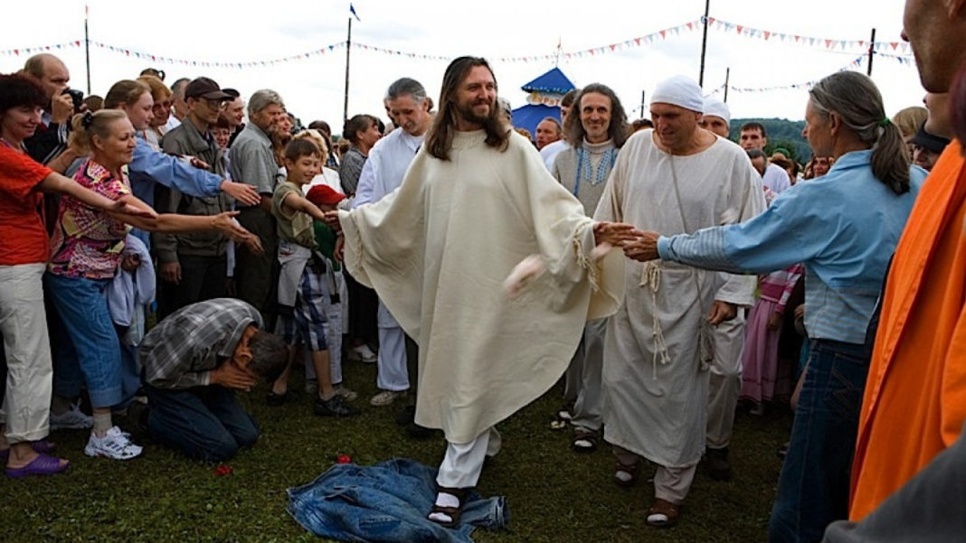 „Vissarion”, un guru din Siberia, şi doi dintre apropiaţii lui, Vadim Redkin şi Vladimir Vedernikov, au fost arestaţi marţi