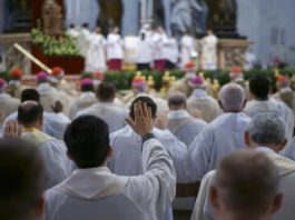 Biserica catolică germană a stabilit suma despăgubirilor pentru minorii abuzaţi sexual de preoţi