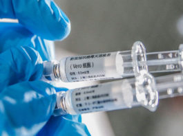 China intenţionează să producă anual 610 milioane de doze de vaccin împotriva COVID-19