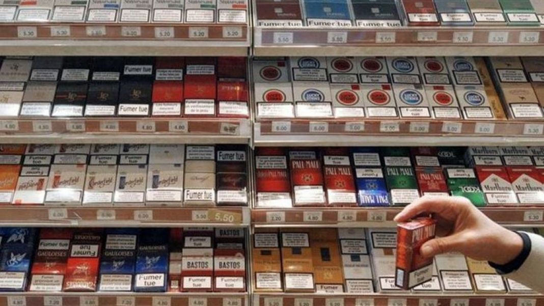 Tutunul şi ţigările s-au scumpit cu 0,36% în luna august comparativ cu luna anterioară