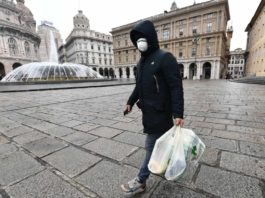 Masca obligatorie 24 de ore din 24 în Italia, la Genova