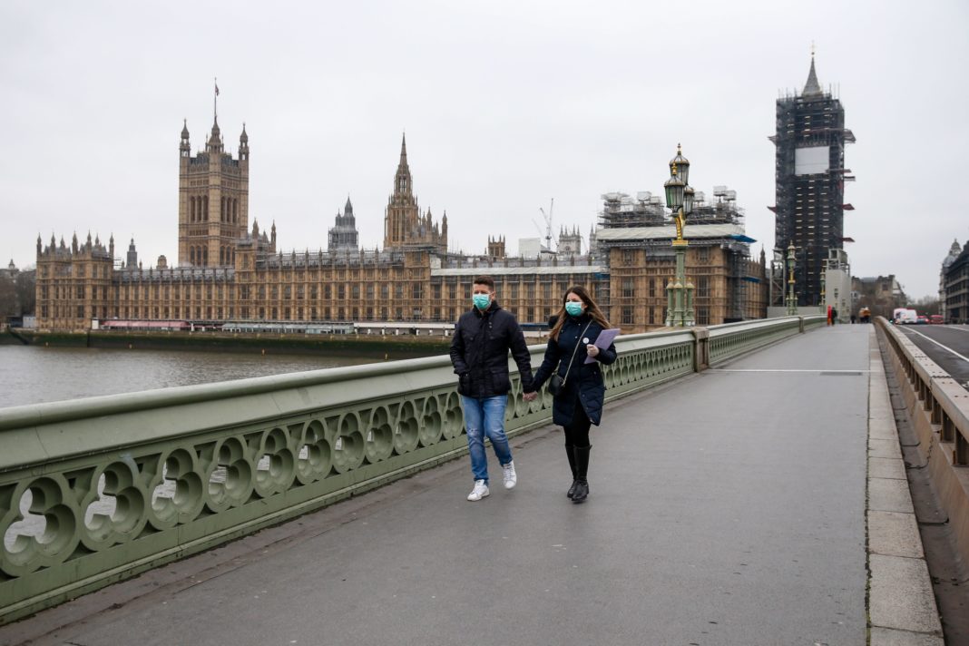 1.940 de cazuri noi de COVID-19 în Marea Britanie, cele mai multe din 30 mai
