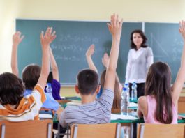 Primăria Craiova a alocat bani şcolilor din Craiova