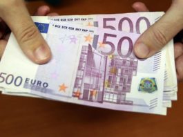Un nou maxim istoric pentru euro