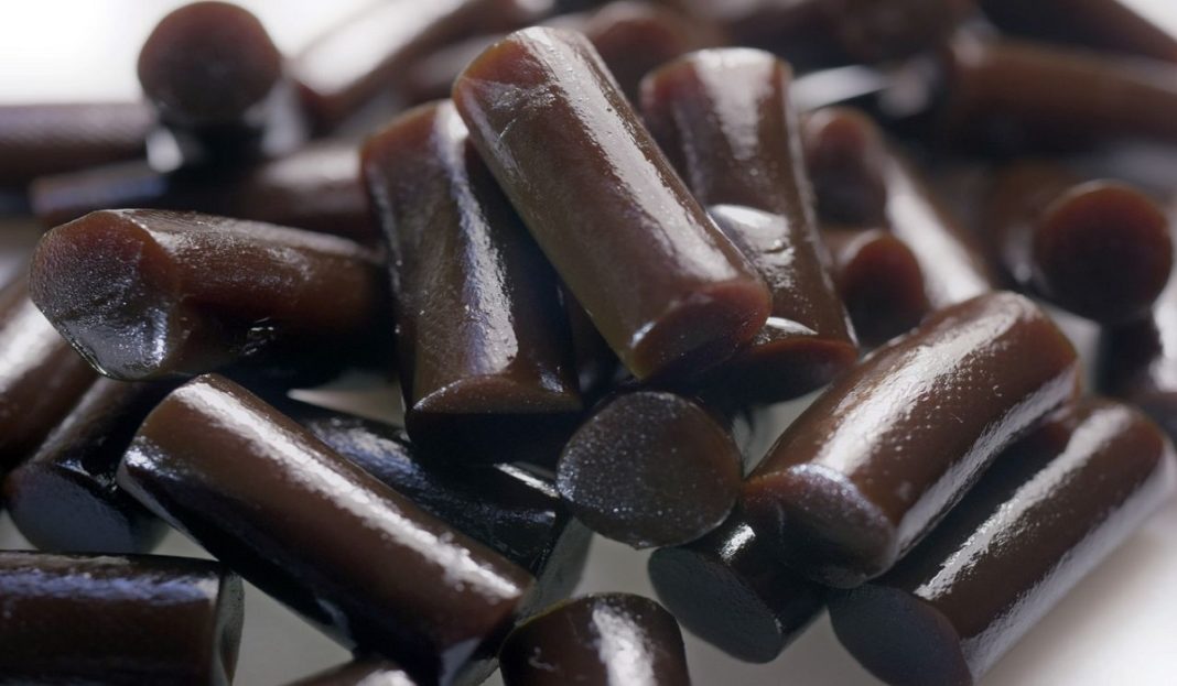 Un bărbat a murit după ce a mâncat zilnic jeleuri de lemn dulce
