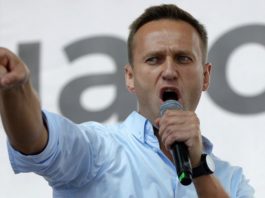 Curtea Supremă rusă desfiinţează partidul lui Alexei Navalnîi