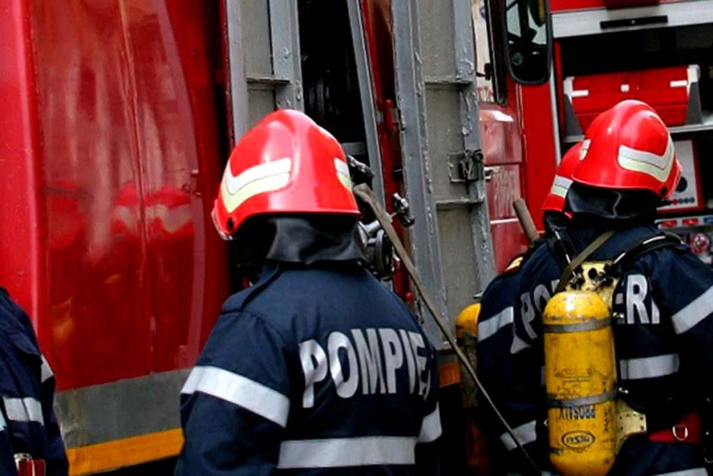 Gorj: Incendiu la o casă din Tismana